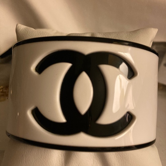 CHANEL Black and White Logo Cuff - Picture 1 of 5